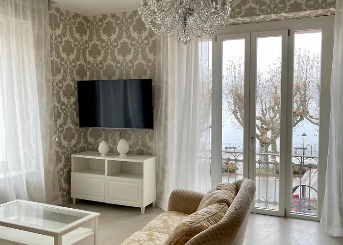 Villa Verde Porto Valtravaglia